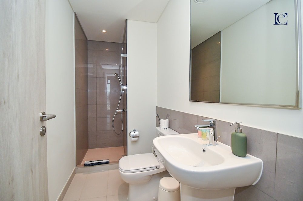Дубай: 3BR Apt in Dubai Creek Harbour - HBR