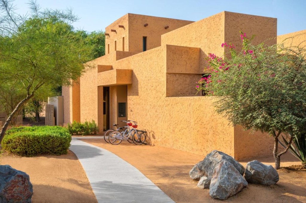 Рас-эль-Хайма: The Ritz-Carlton Ras Al Khaimah, Al Wadi Desert