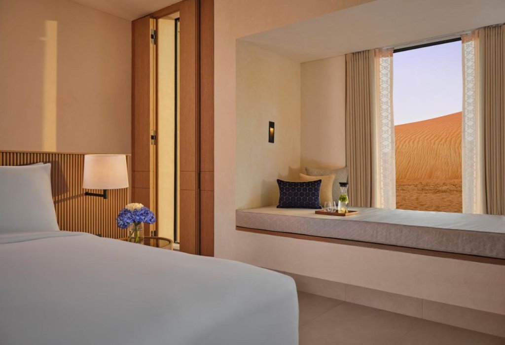 Рас-эль-Хайма: The Ritz-Carlton Ras Al Khaimah, Al Wadi Desert