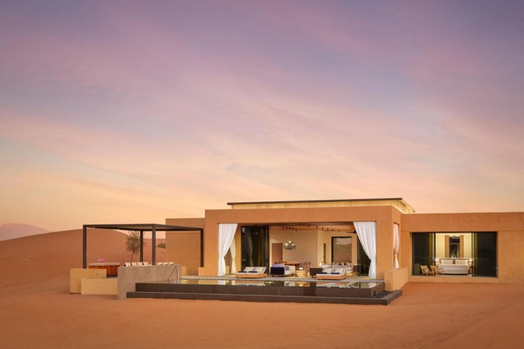 Рас-эль-Хайма: The Ritz-Carlton Ras Al Khaimah, Al Wadi Desert