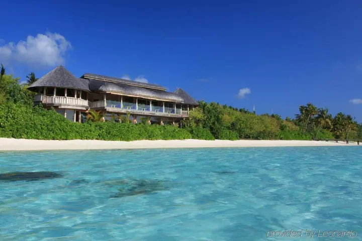Северный атолл Мале: Gili Lankanfushi Maldives