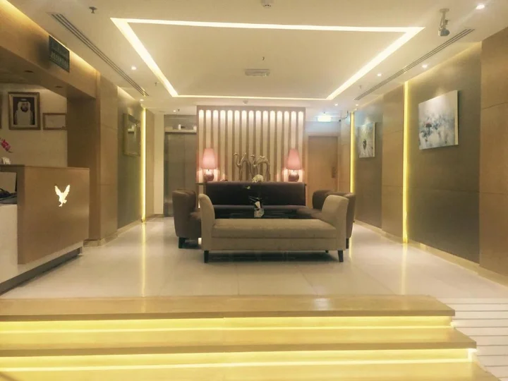 Дубай: Royal Falcon Hotel