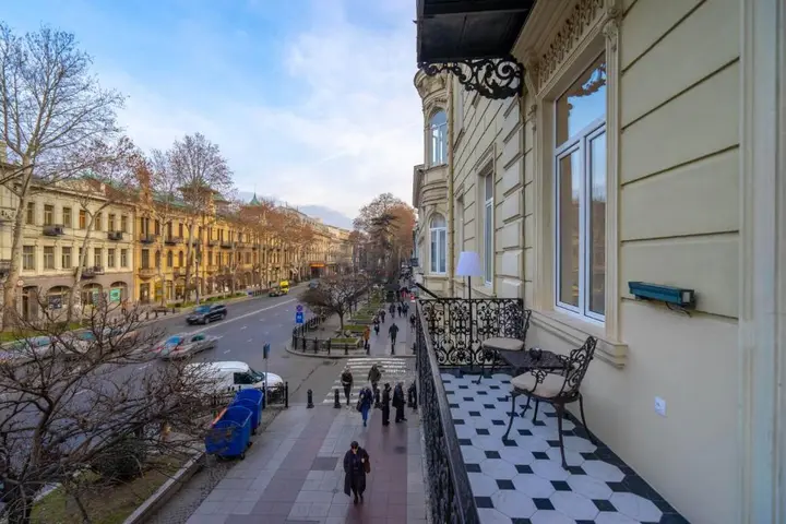 Тбилиси: Opera Rooms&Hostel