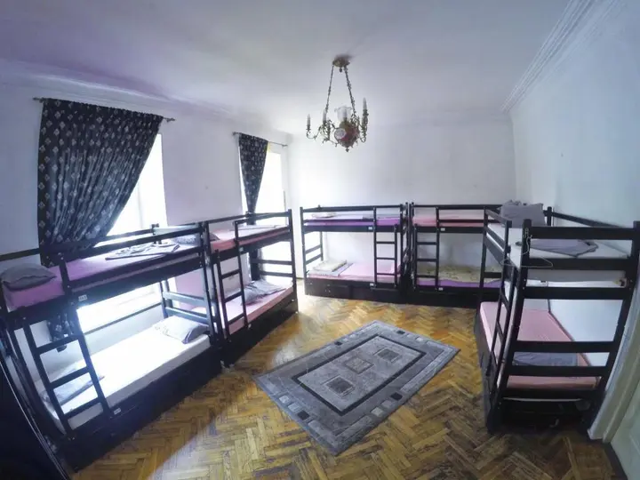 Тбилиси: Opera Rooms&Hostel