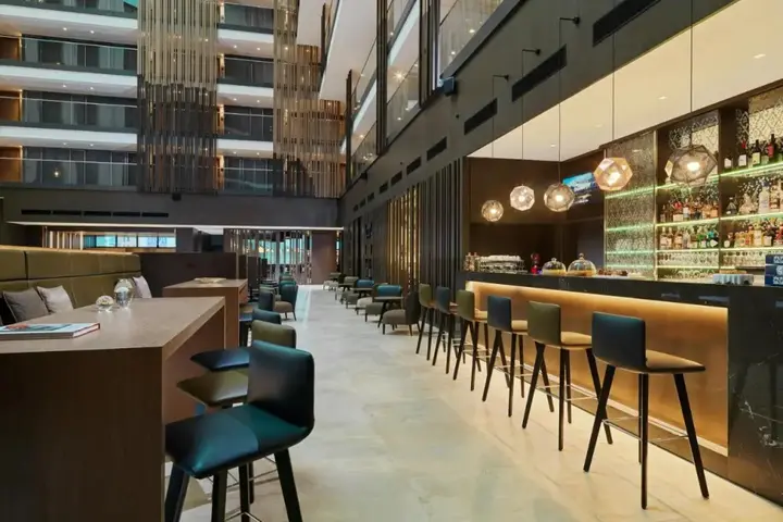 Тбилиси: Sheraton Grand Tbilisi Metechi Palace Hotel