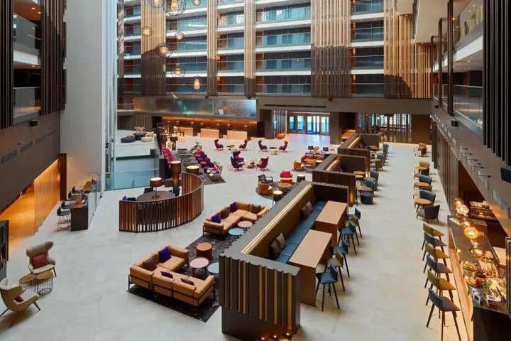 Тбилиси: Sheraton Grand Tbilisi Metechi Palace Hotel
