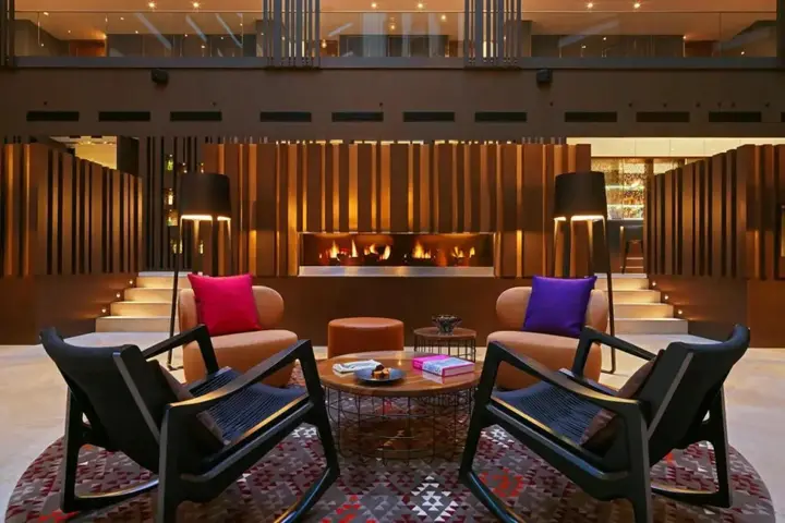 Тбилиси: Sheraton Grand Tbilisi Metechi Palace Hotel
