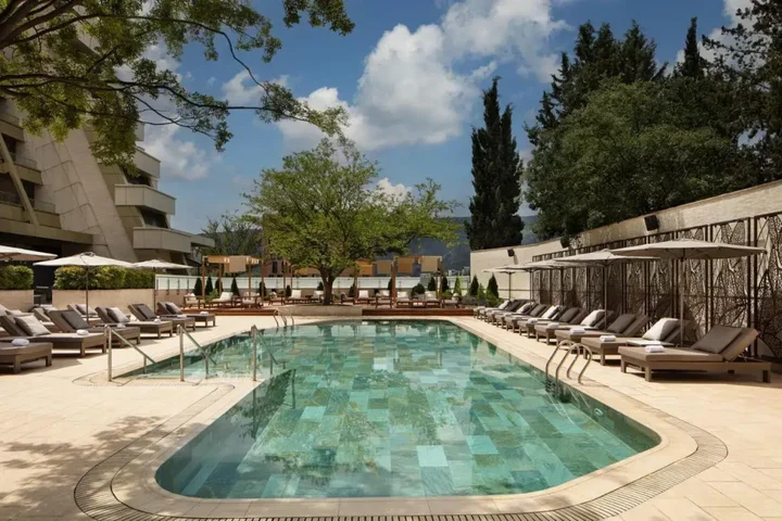 Тбилиси: Sheraton Grand Tbilisi Metechi Palace Hotel