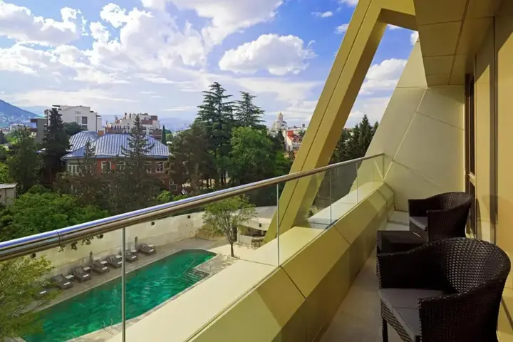 Тбилиси: Sheraton Grand Tbilisi Metechi Palace Hotel
