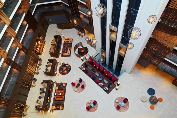 Тбилиси: Sheraton Grand Tbilisi Metechi Palace Hotel