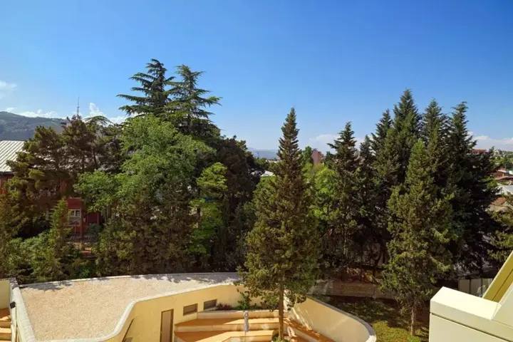 Тбилиси: Sheraton Grand Tbilisi Metechi Palace Hotel