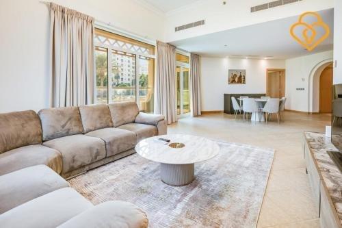 Дубай: Keysplease Palm Jumeirah