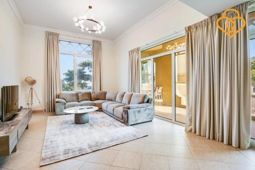 Дубай: Keysplease Palm Jumeirah