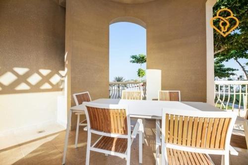Дубай: Keysplease Palm Jumeirah