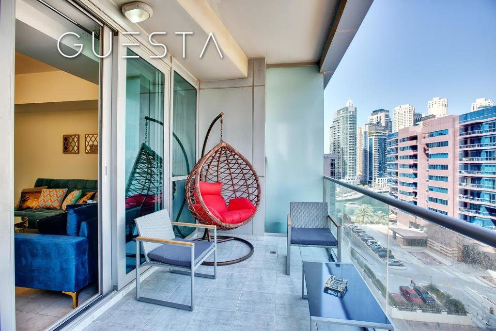 Дубай: The Waves by DAMAC, Dubai Marina