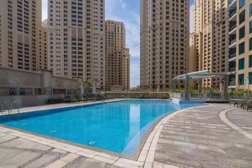 Дубай: Luton Vacation Homes -Sea View Marina Promenade