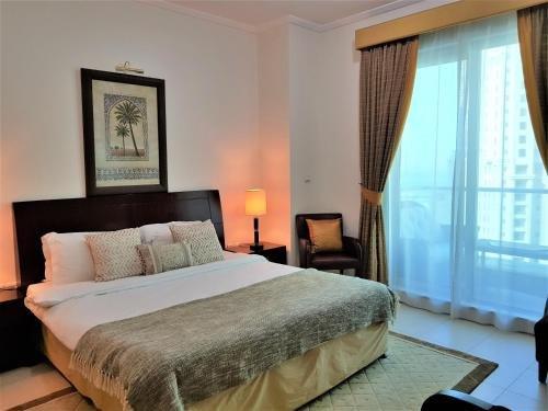 Дубай: Luton Vacation Homes -Sea View Marina Promenade