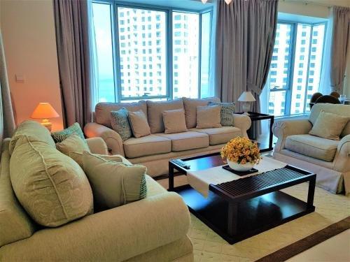 Дубай: Luton Vacation Homes -Sea View Marina Promenade