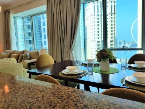 Дубай: Luton Vacation Homes -Sea View Marina Promenade