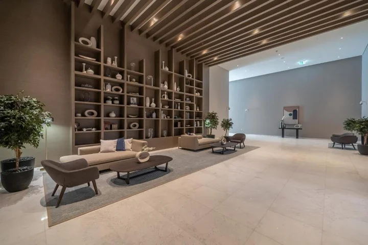 Дубай: Incredible Views From This Classy Apt With Terrace