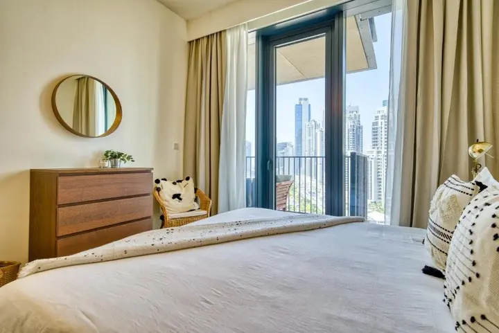 Дубай: Incredible Views From This Classy Apt With Terrace