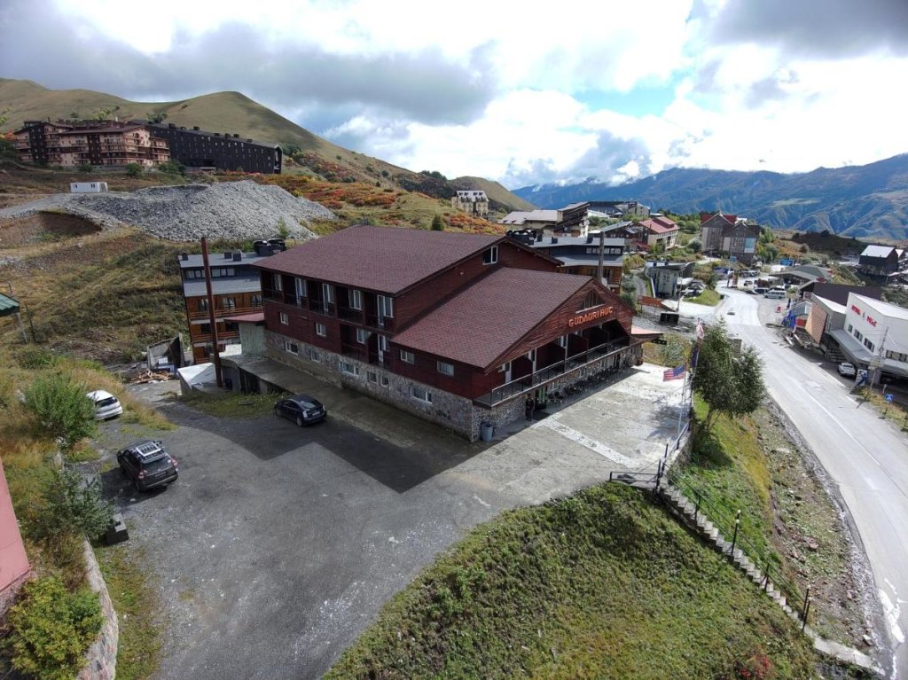 Гудаури: Gudauri Hut
