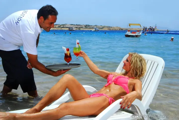 Шарм-эш-Шейх (Шарм-эль-Шейх): Naama Bay Hotel & Resort