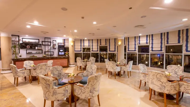 Шарм-эш-Шейх (Шарм-эль-Шейх): Naama Bay Hotel & Resort