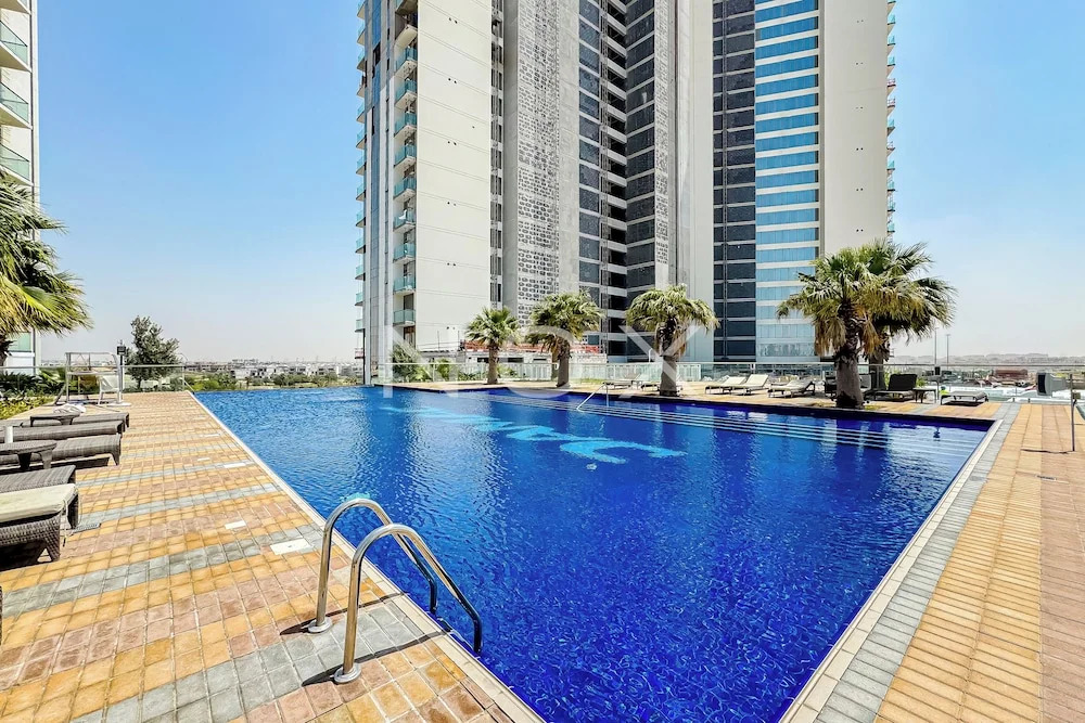 Дубай: DHH1 Bed Serene Golf Vita A Damac Hills