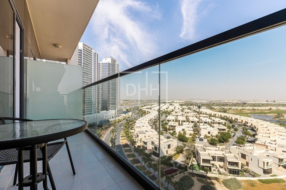 Дубай: DHH1 Bed Serene Golf Vita A Damac Hills