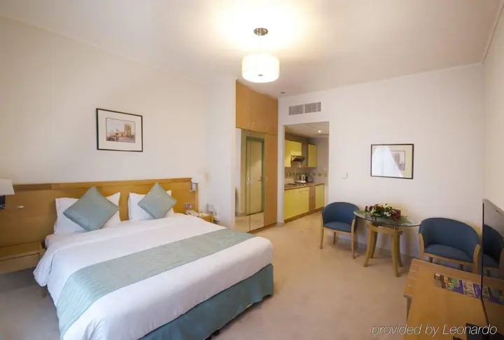 Дубай: Отель Al Bustan Center & Residence
