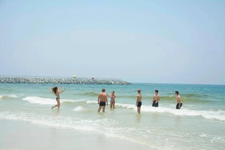 Аджман: Ajman Beach Hotel