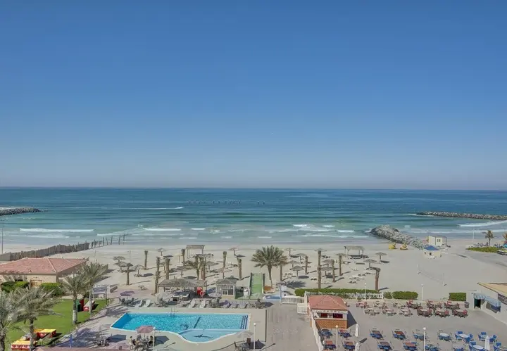Аджман: Ajman Beach Hotel