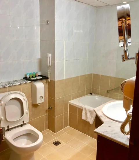Аджман: Ajman Beach Hotel