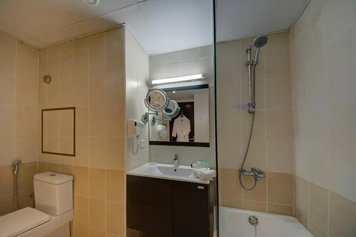 Аджман: Ajman Beach Hotel