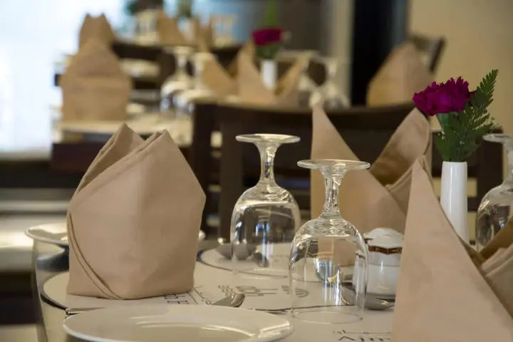 Аджман: Ajman Beach Hotel
