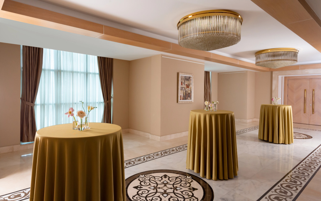 Баку: Badamdar Hotel and Residences