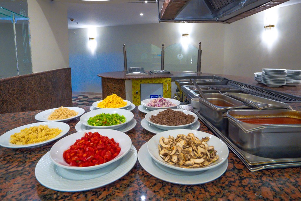 Шарм-эш-Шейх (Шарм-эль-Шейх): Ivy Cyrene Sharm Hotel