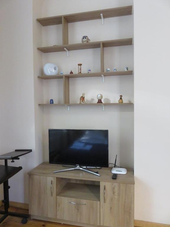 Тбилиси: apartament opposite stamba hotel