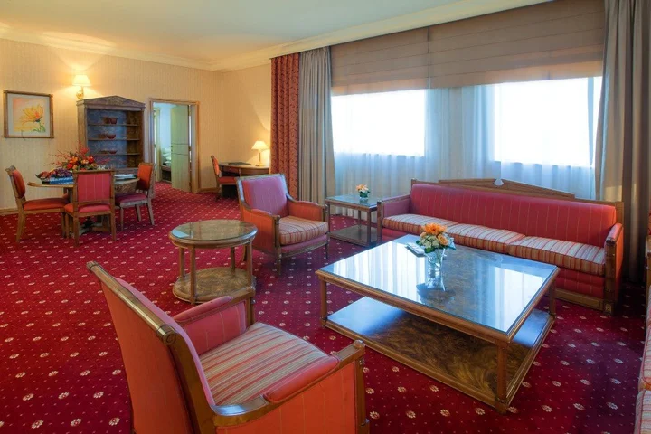 Дубай: Capitol Hotel