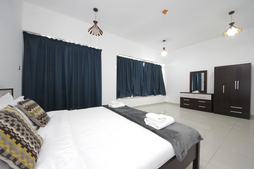 Дубай: Signature Holiday Home - Marina Pinnacle