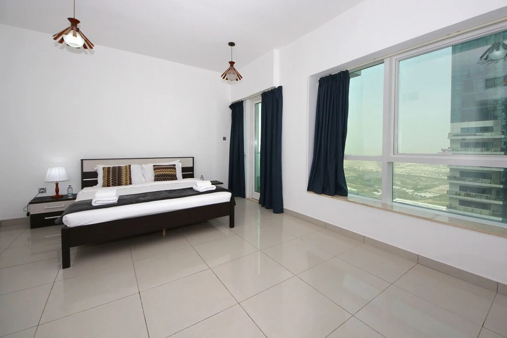 Дубай: Signature Holiday Home - Marina Pinnacle