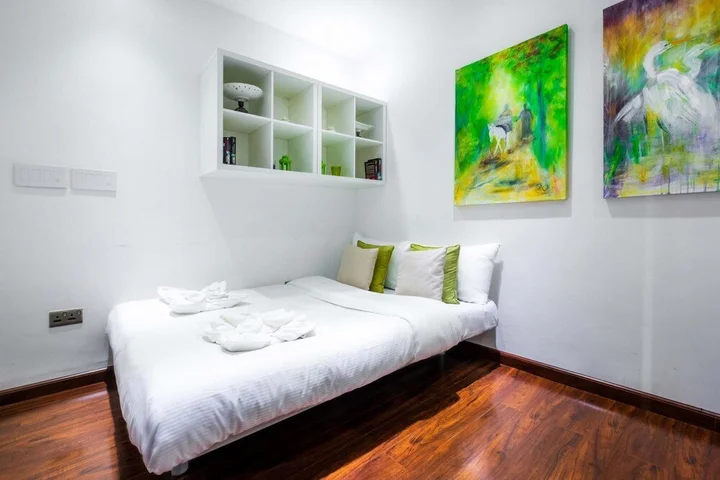 Дубай: Bright Beachfront Apt w Wow Factor on The Palm