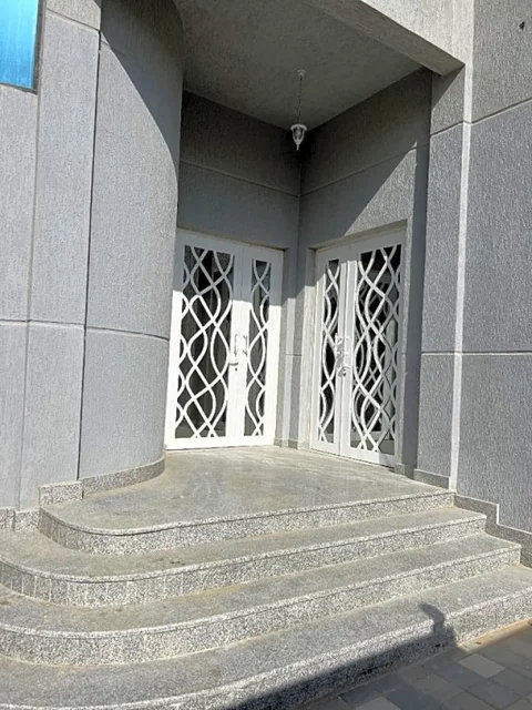 Аджман: Modern Villa in Ajman 5master rooms