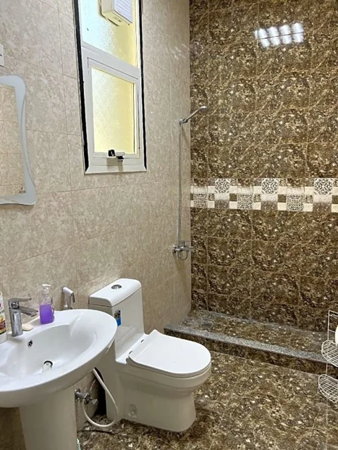 Аджман: Modern Villa in Ajman 5master rooms