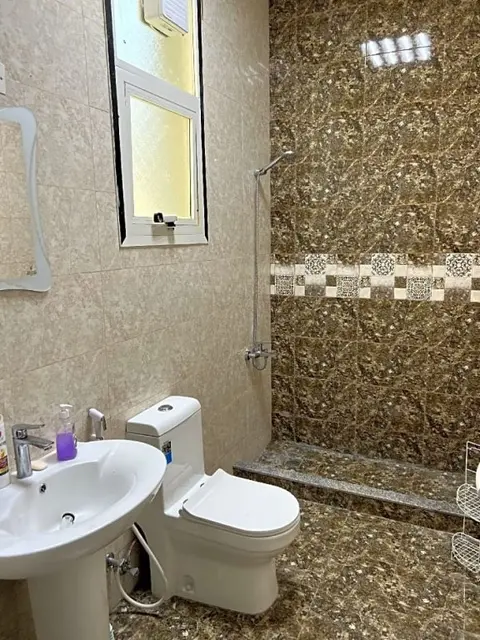 Аджман: Modern Villa in Ajman 5master rooms