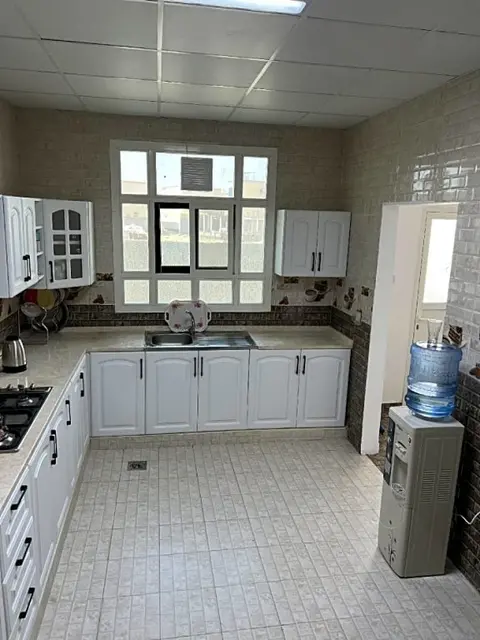 Аджман: Modern Villa in Ajman 5master rooms