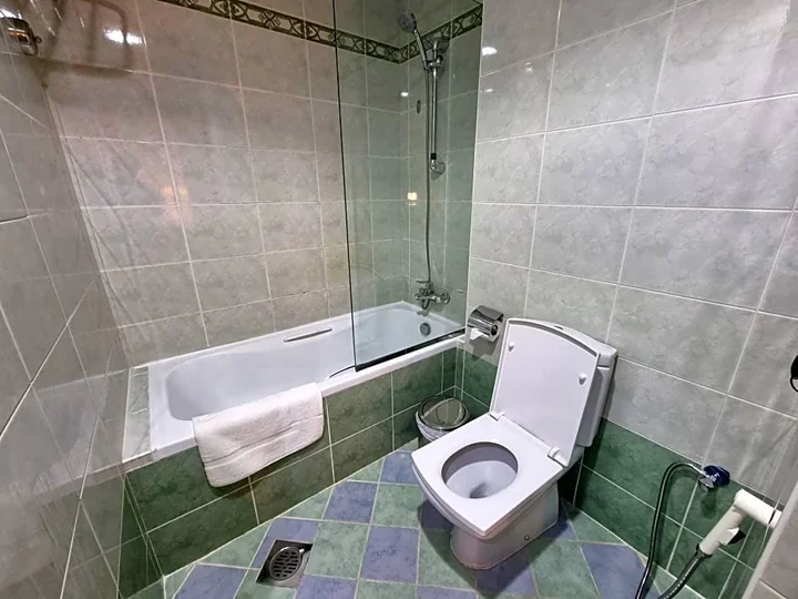 Дубай: Vista Square Hotel