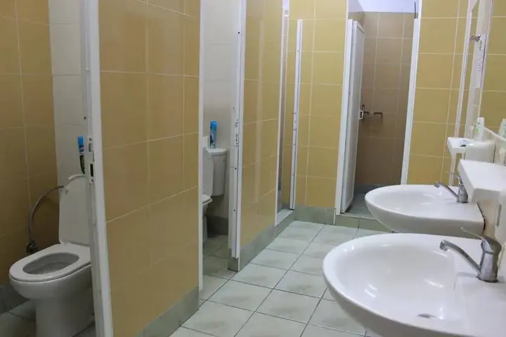 Ереван: Envoy Hostel & Tours