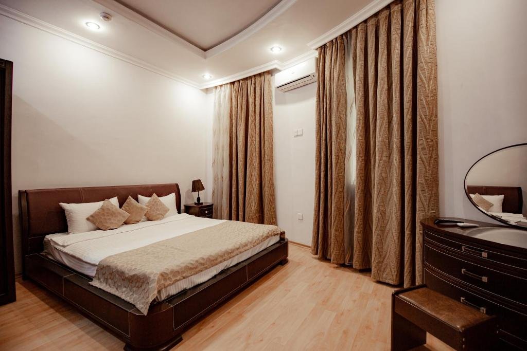 carousel image 1